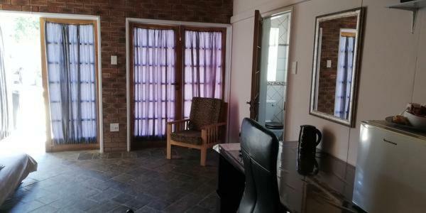 Anandi Guesthouse Маріенталь Екстер'єр фото